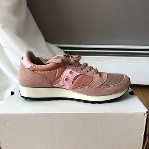 Saucony Running Shoes NWT 9.5